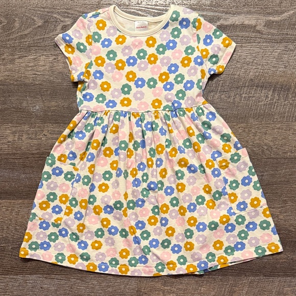 Hanna Andersson Other - Hanna Andersson Playground Dress with Pockets in “Tiny Blossoms” Print